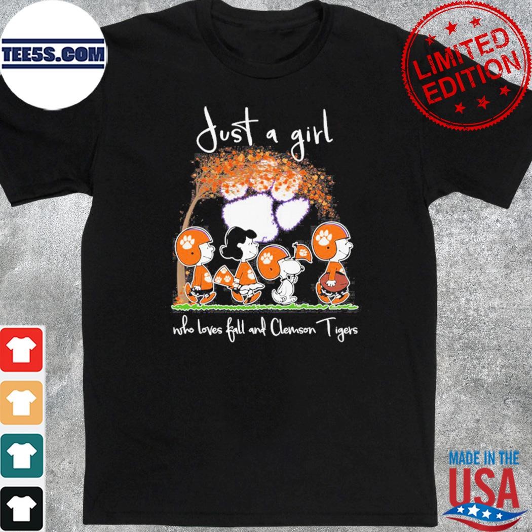 Just a girl who love fall and clemson tigers Peanuts Snoopy shirt