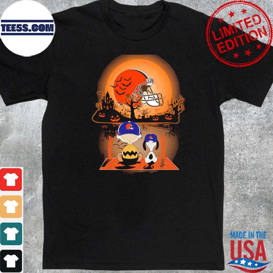 Snoopy and Charlie brown Cleveland browns halloween shirt